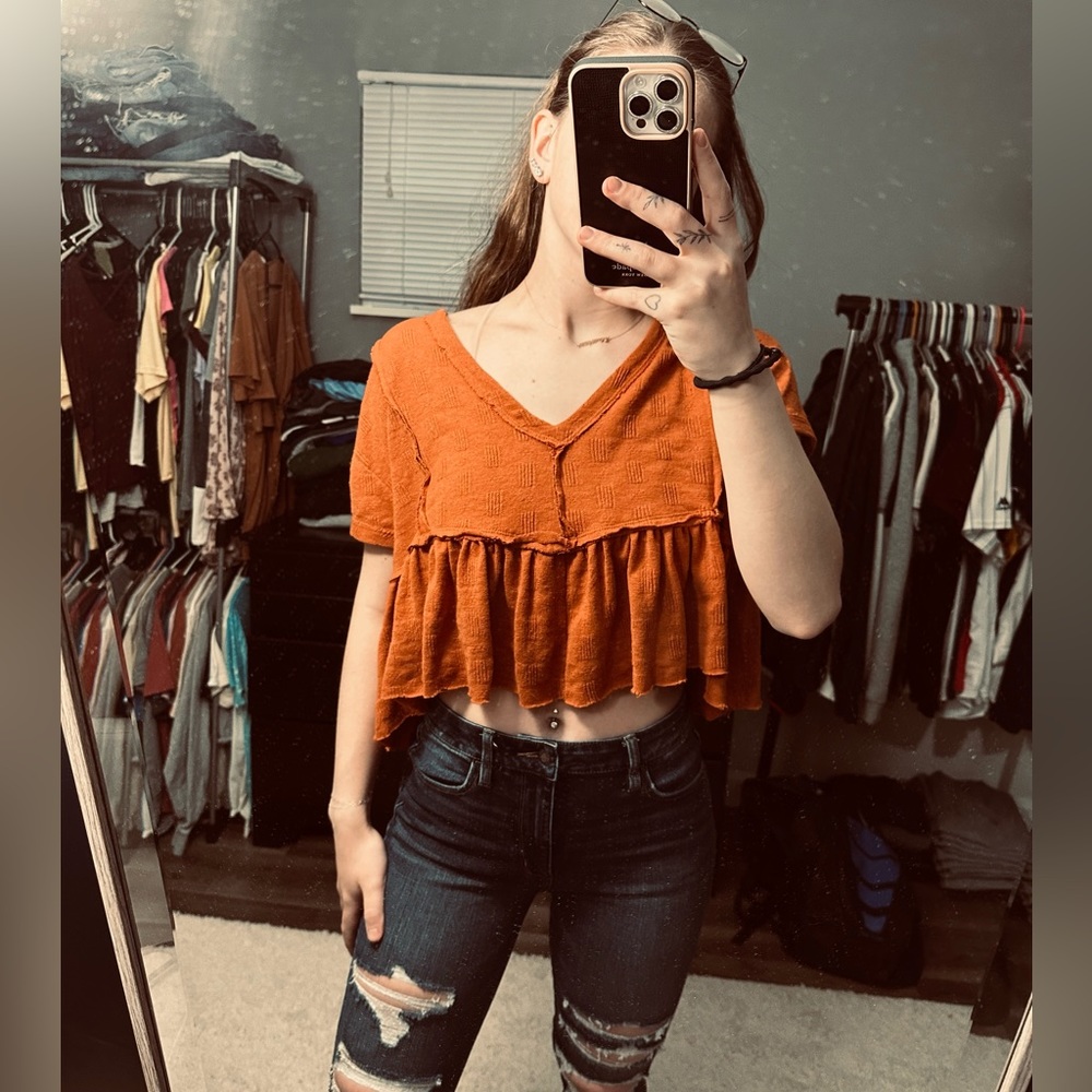 urban outfitters crop top